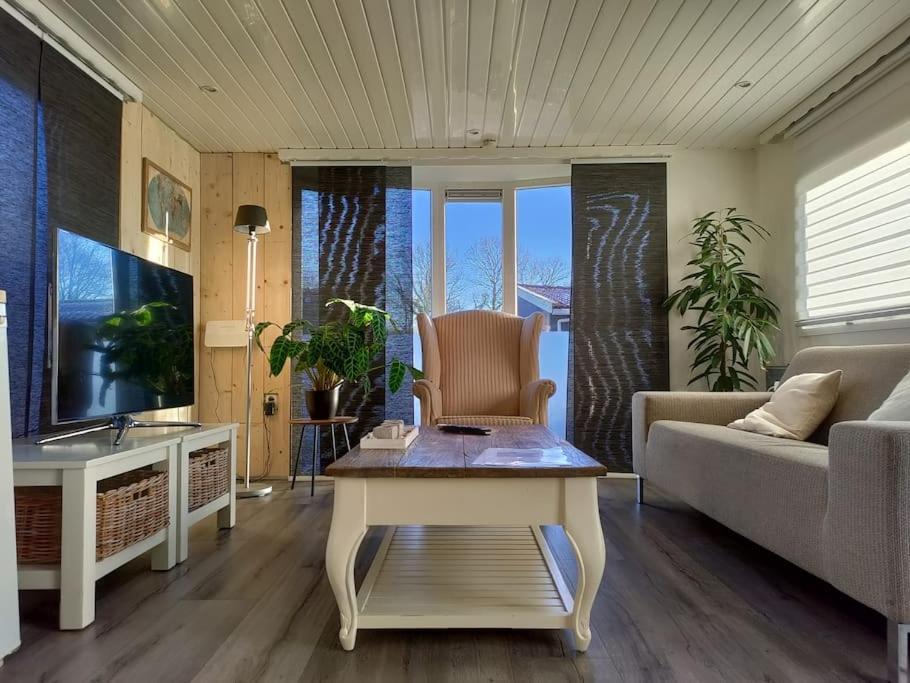 Chalet Midden In De Natuur! Anloo Екстериор снимка