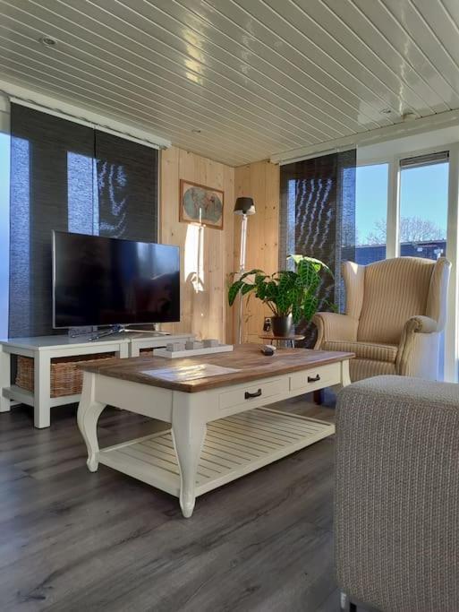 Chalet Midden In De Natuur! Anloo Екстериор снимка